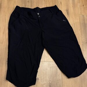 Mountain Hardwear Black Athletic Shorts